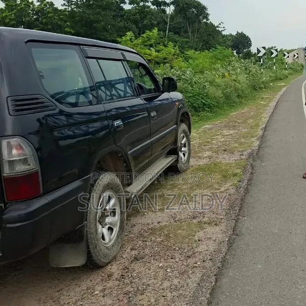 Toyota Land Cruiser Prado 1998 Black