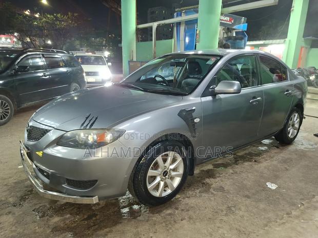 Mazda Axela 2004 Gray