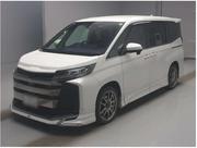 Toyota Noah 2022 Pearl for sale