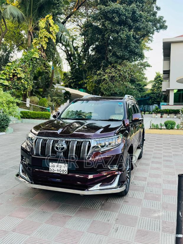 Toyota Land Cruiser Prado 2011 Maroon