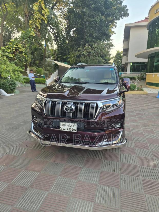 Toyota Land Cruiser Prado 2011 Maroon