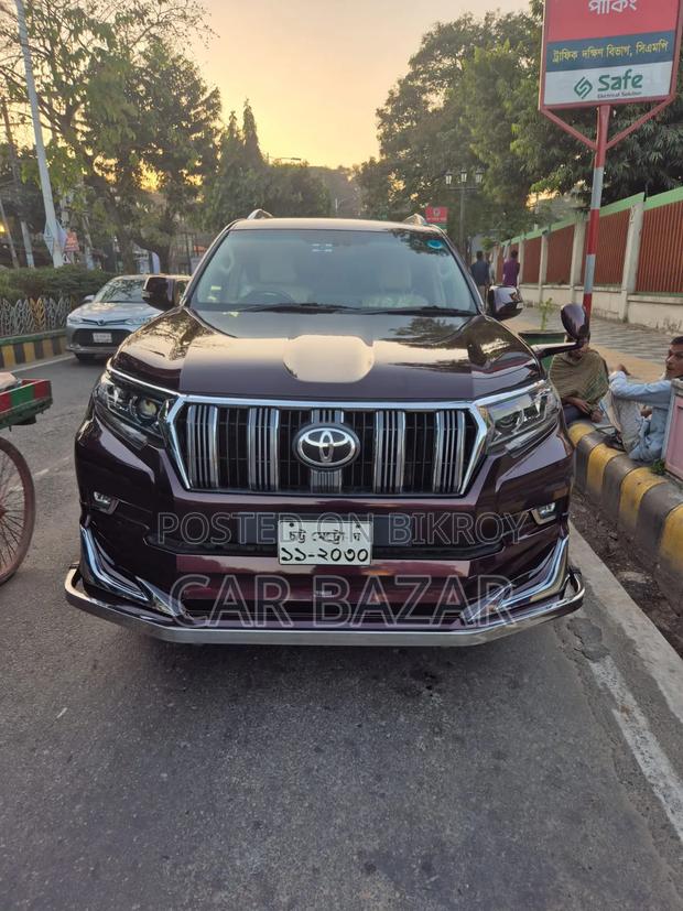 Toyota Land Cruiser Prado 2011 Maroon
