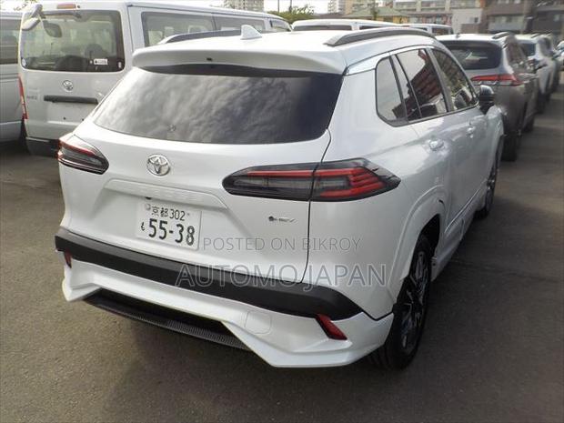 New Toyota Corolla Cross 2025 Pearl