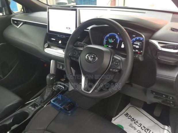 New Toyota Corolla Cross 2024 Gray