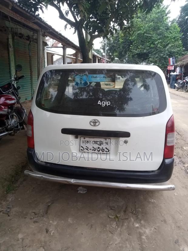 Toyota Probox 2013 Pearl