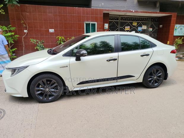 Toyota Corolla L 2020 Pearl