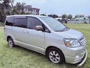 Toyota Noah 2004 Silver for sale