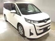 Toyota Noah 2022 Pearl for sale