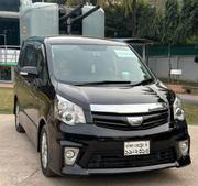 Toyota Noah 2.0 158hp FWD (7 Seater) 2012 Black for sale