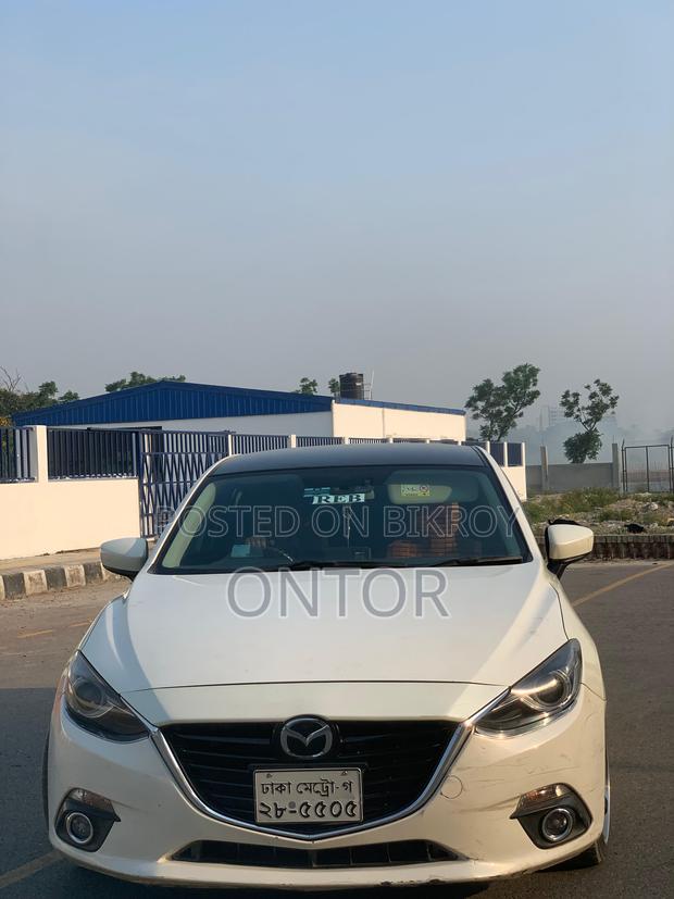 Mazda Axela SV Premium 2014 White