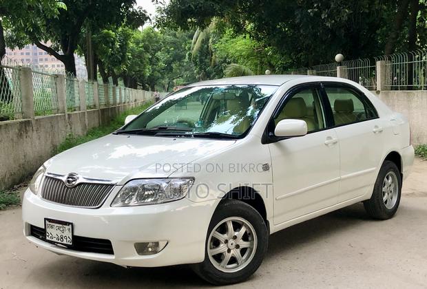 Toyota Corolla 2005 White