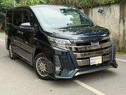 Toyota Noah 2017 Blue for sale
