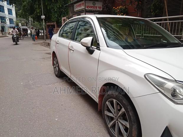 Toyota Axio 1.5 G 4WD 2019 White