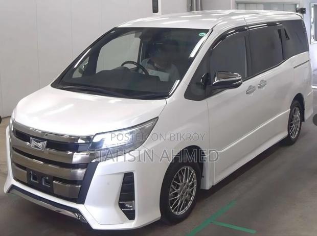 Toyota Noah 2021 Pearl