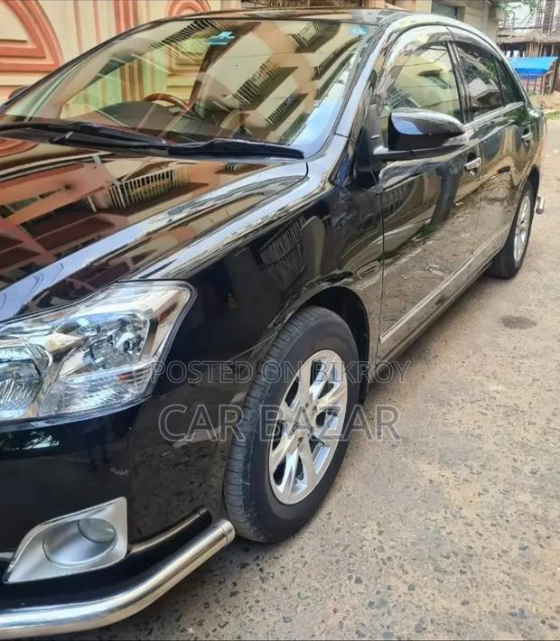 Toyota Premio 2015 Black