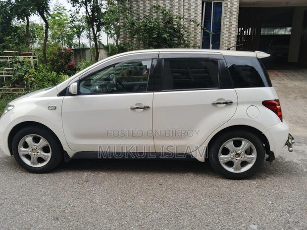 Toyota IST 2004 White