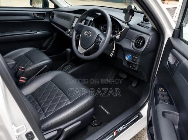 Toyota Axio 2020 Silver