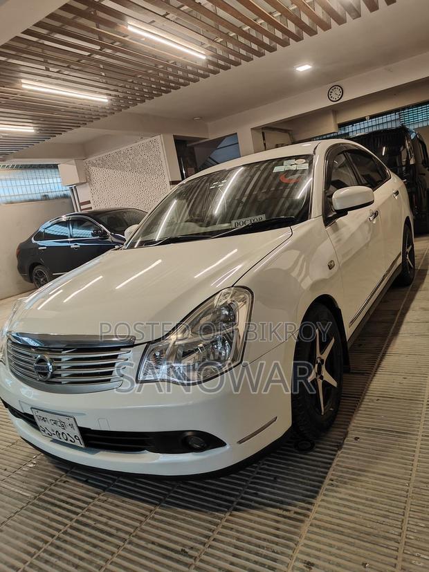 Nissan Bluebird 2007 White