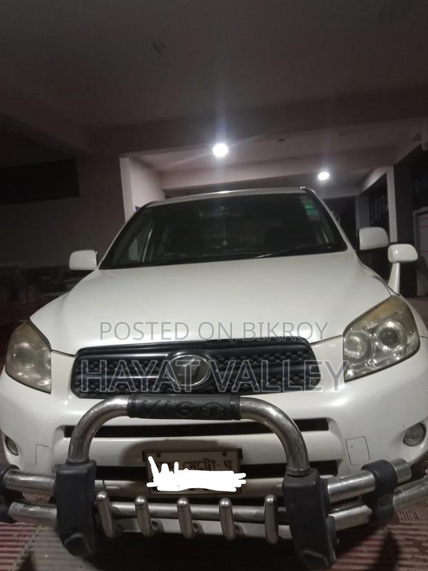 Toyota RAV4 2006 Pearl
