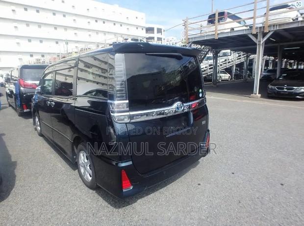 New Toyota Voxy 2020 Black