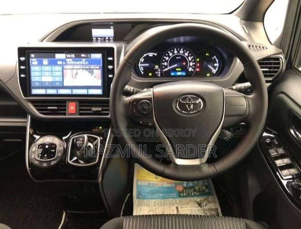 New Toyota Voxy 2020 Black