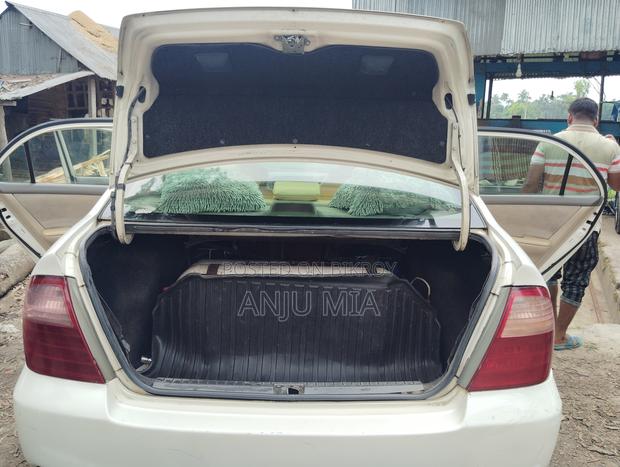 Toyota Corolla 1.4 C 2005 White