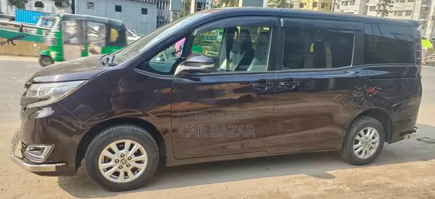 Toyota Noah 2019 Purple