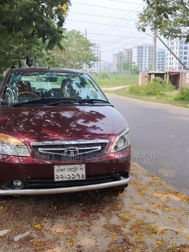 Tata Indigo 2014 Maroon