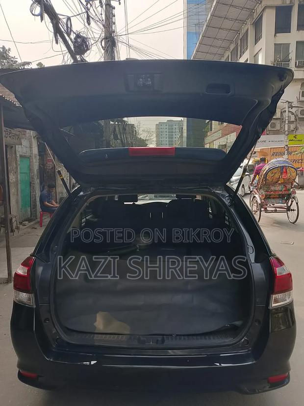 Toyota Corolla Fielder 2017 Black