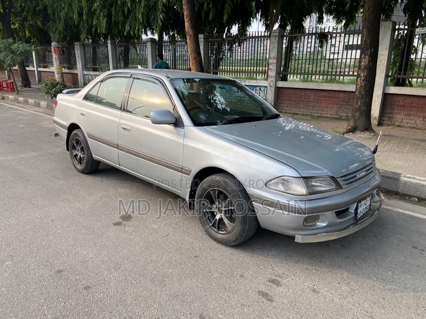 Toyota Carina 1996 Silver