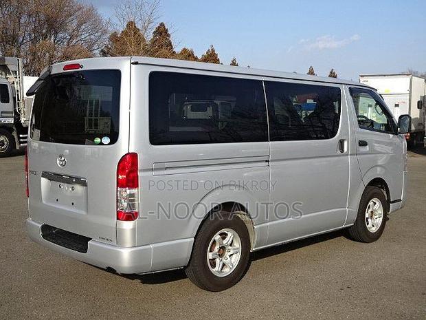Toyota HiAce 2021 Silver