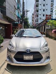 Toyota Aqua 2017 Silver for sale