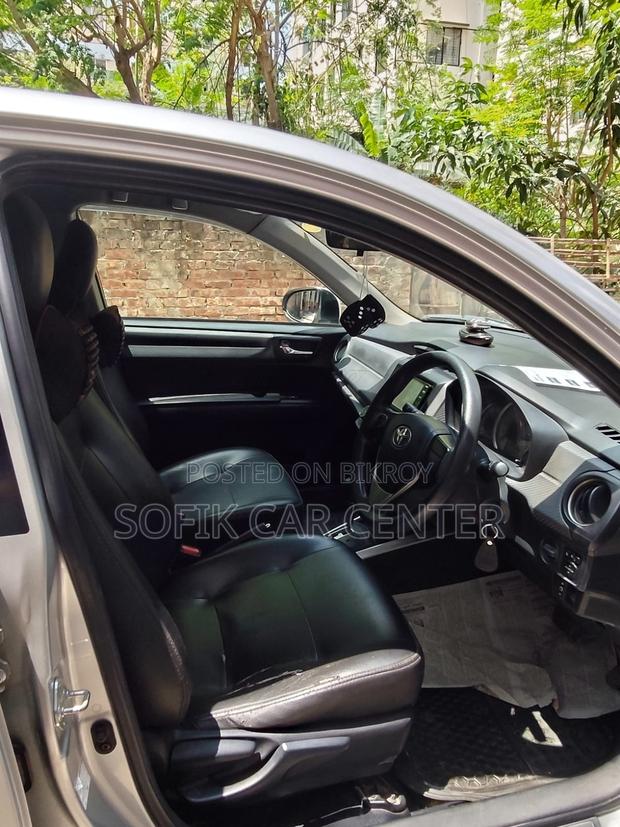 Toyota Corolla 2014 Silver
