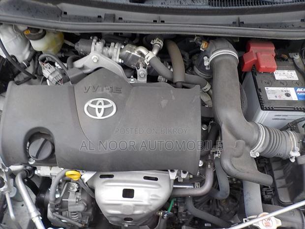 Toyota Axio 2021 Pearl