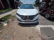 Toyota Premio 2017 Pearl for sale