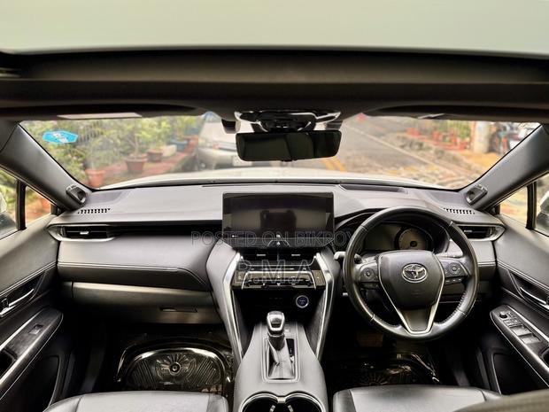 Toyota Harrier Hybrid Z 2020 Pearl
