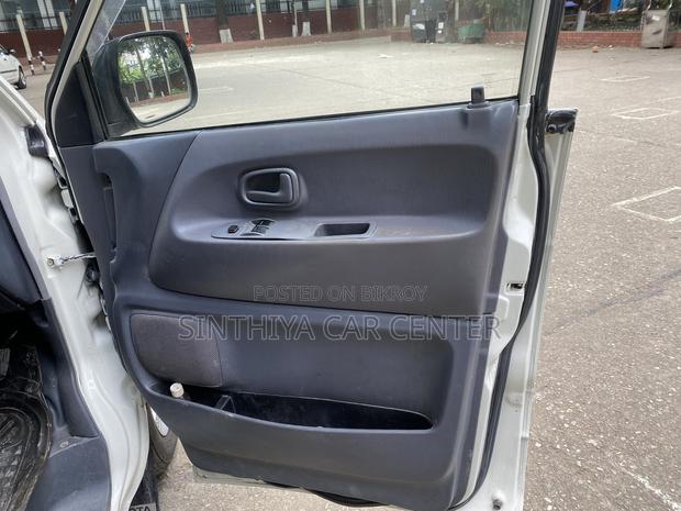 Toyota Noah 2.0 AWD (8 Seater) 2005 White