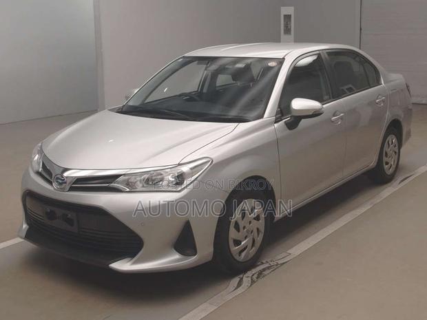 Toyota Axio 2021 Silver