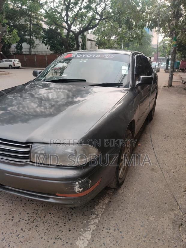 Toyota Camry 1993 Gray
