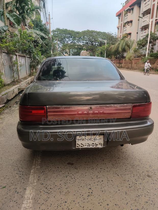 Toyota Camry 1993 Gray