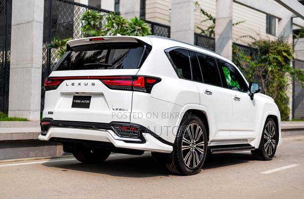 New Lexus LX 600 2023 White