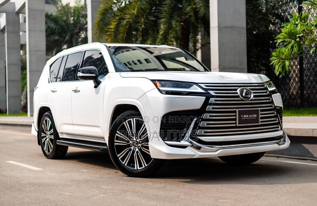 New Lexus LX 600 2023 White