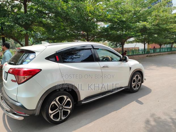 Honda Vezel 2014 Pearl