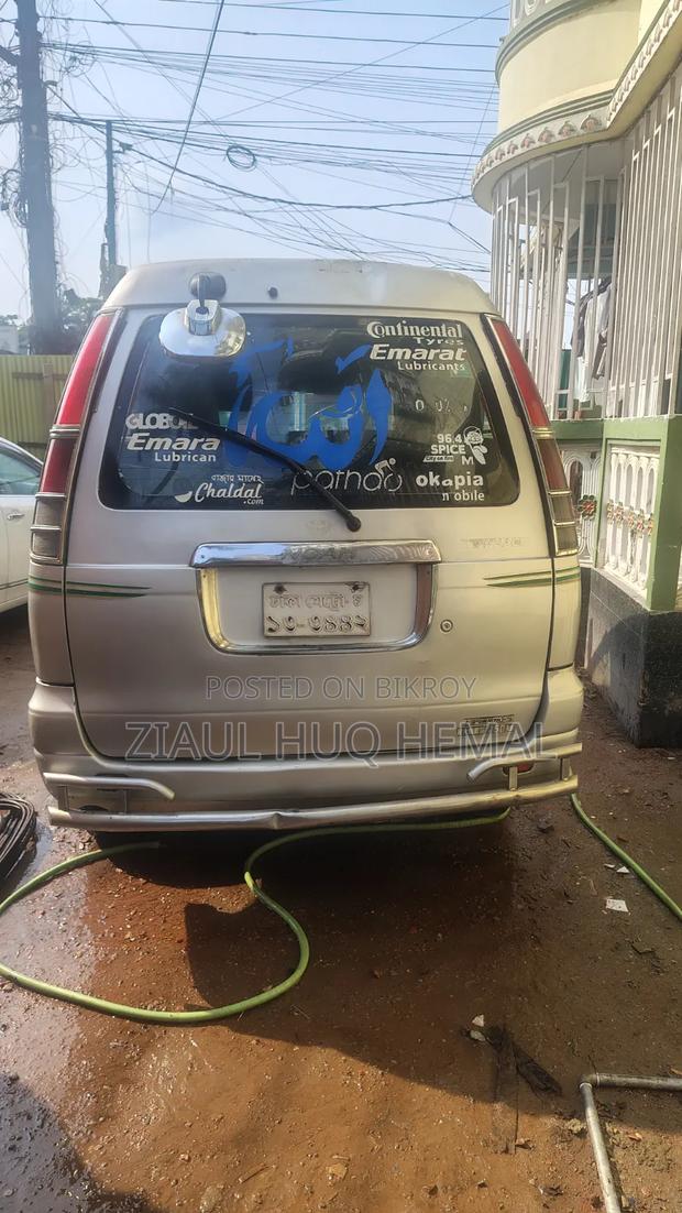 Toyota Noah 2.0 AWD (8 Seater) 2003 Silver