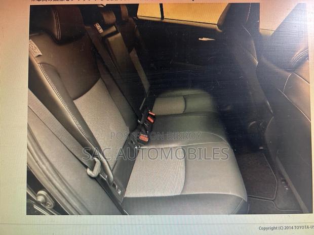 Toyota Corolla Cross 1.8 Hybrid AWD 2022 Black