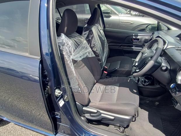Toyota Aqua 2021 Blue