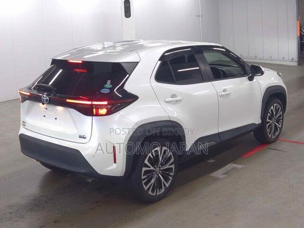 Toyota Yaris Cross 2021 Pearl