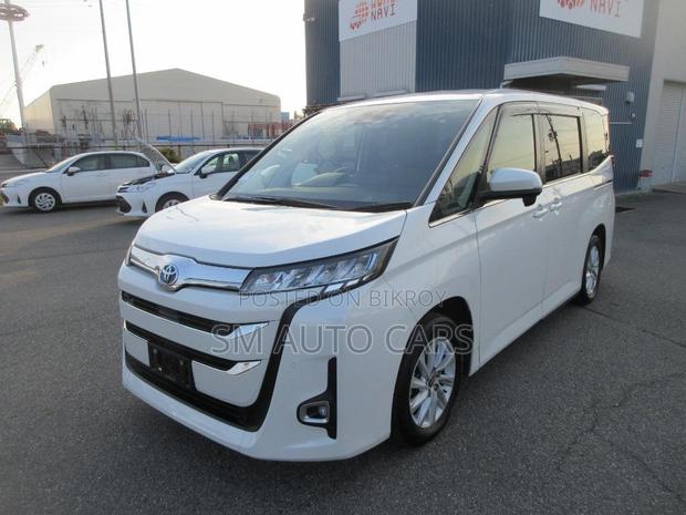 Toyota Noah 2022 Pearl