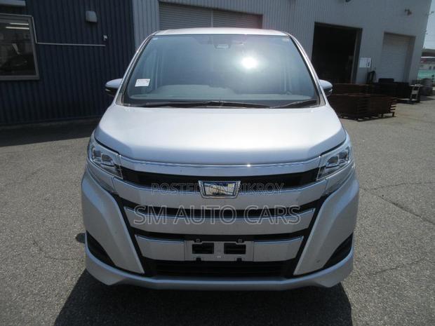 Toyota Noah 1.8 FWD Hybrid (7 Seater) 2021 Silver