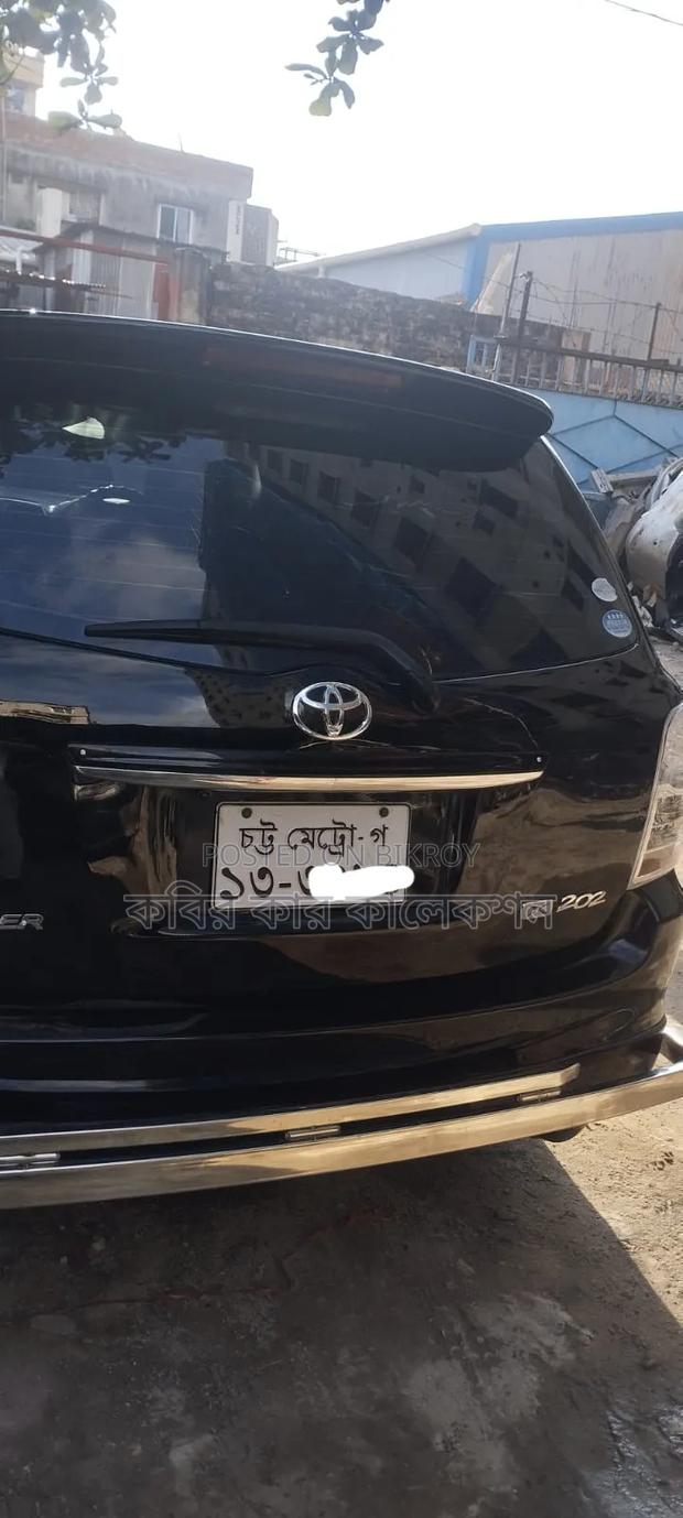 Toyota Corolla Fielder 2011 Black